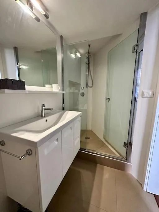 דירה רומא Tata Home Monti
